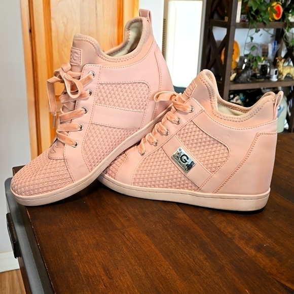 Guess Shoes - Guess Wedge Sneaker Womens Size 10 Pink with Velvet Laces Excellent Condition